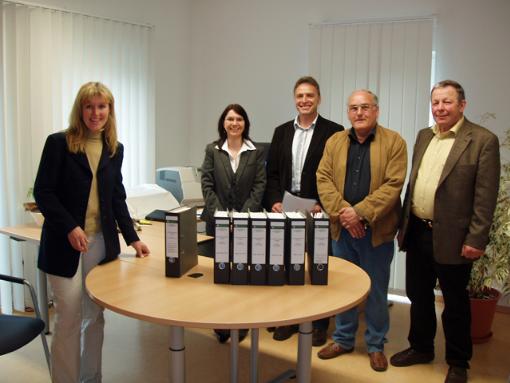 Übergabe der Unterlagen zur Berichtigung der öffentlichen Bücher